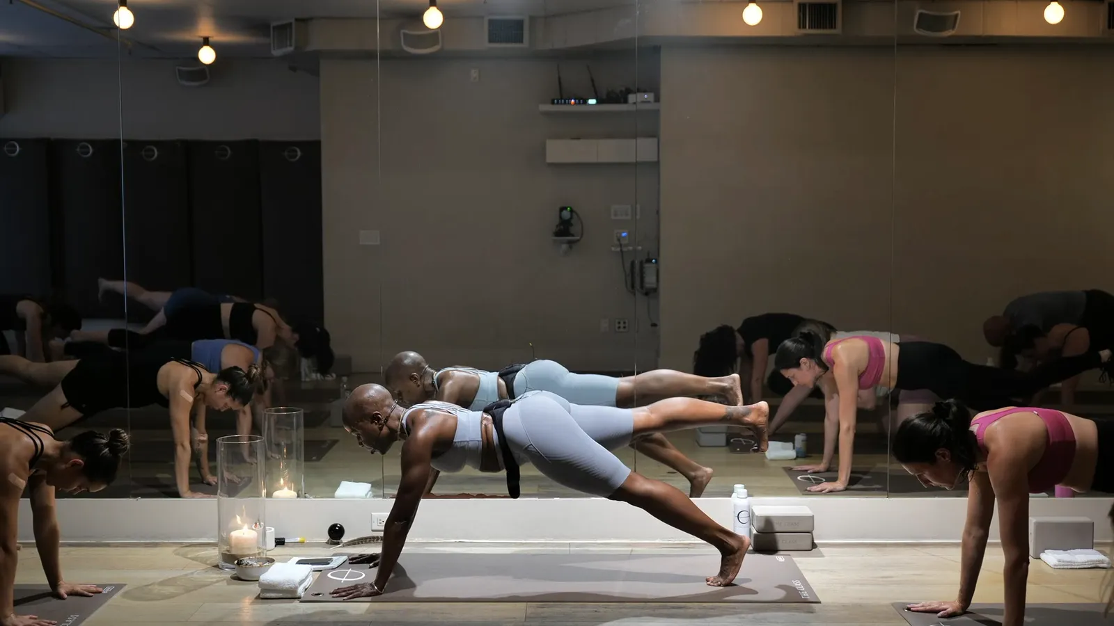 The Class to Feel Light